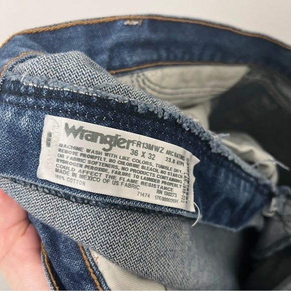 Wrangler 13 Original Flame Resistant Jeans. Size 36x32 - Picture 6 of 15
